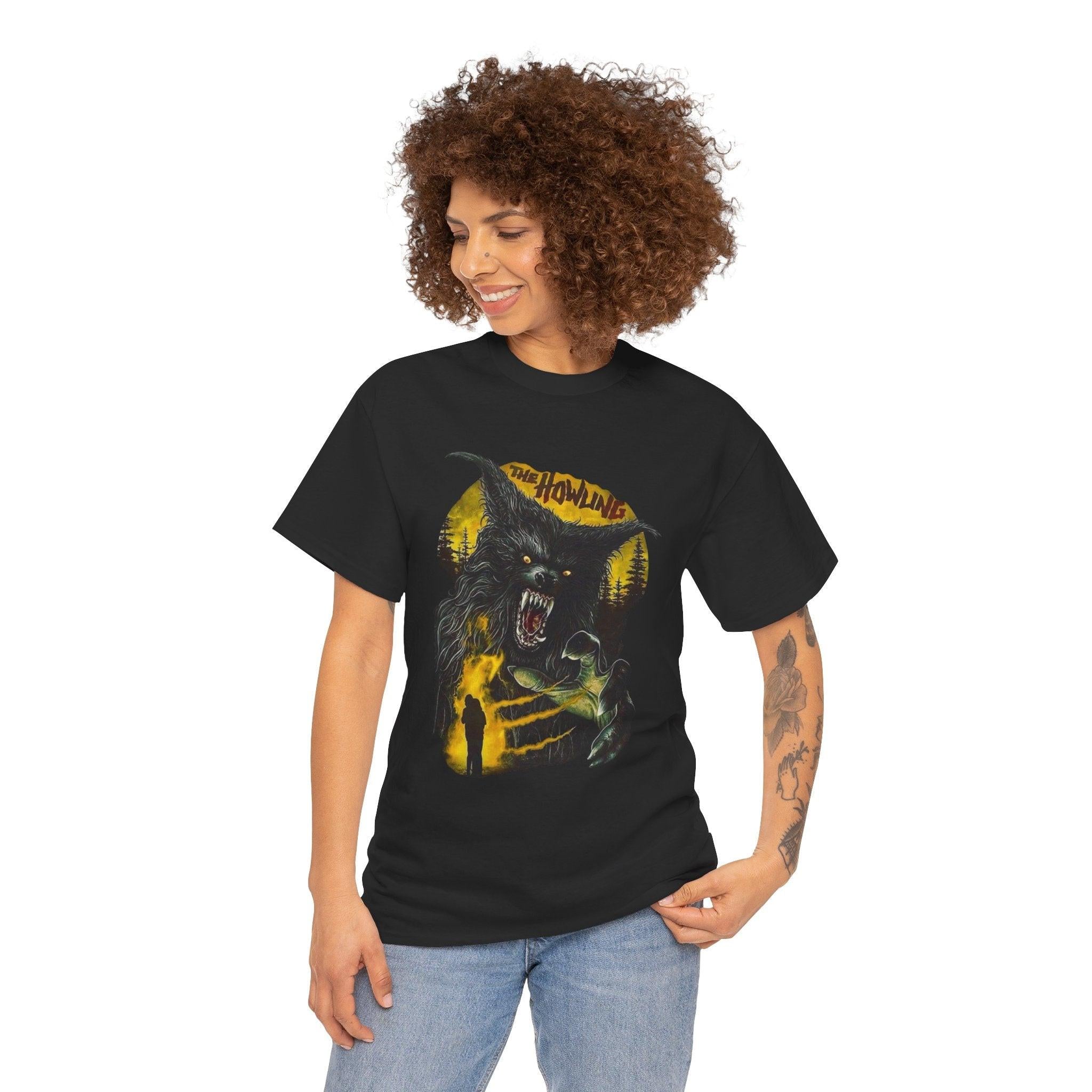 The Howling Tee, Werewolf T-Shirt, Horror Movie Shirt, Scary Wolf Graphic Top, Halloween Apparel